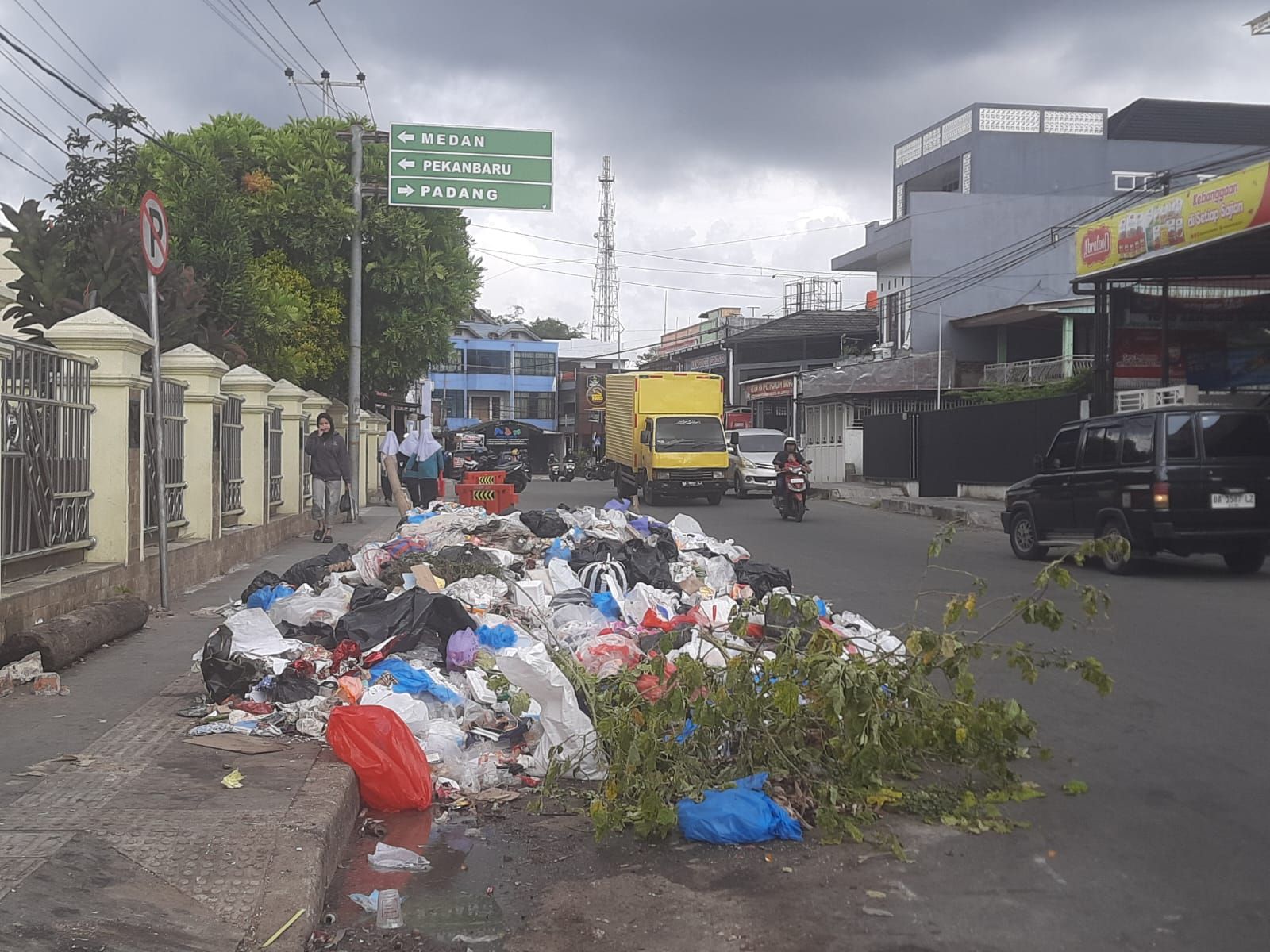 Bencana Alam, 300 Ton Sampah Menumpuk di Bukittinggi