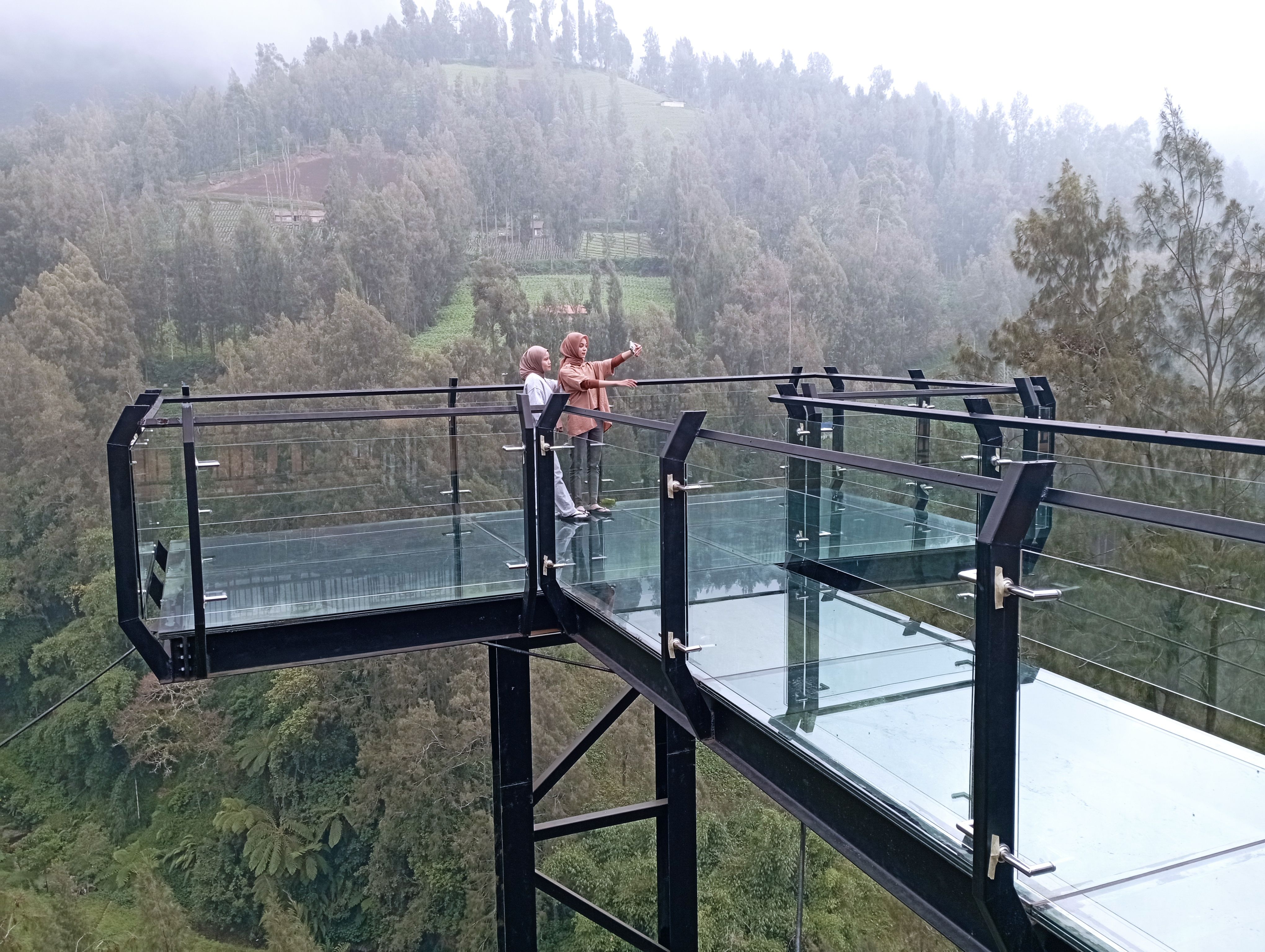 RRI.co.id - Manis Ae Cabin & Resto Bromo, Tawarkan Staycation Aesthetic  Puncak Gunung Bromo