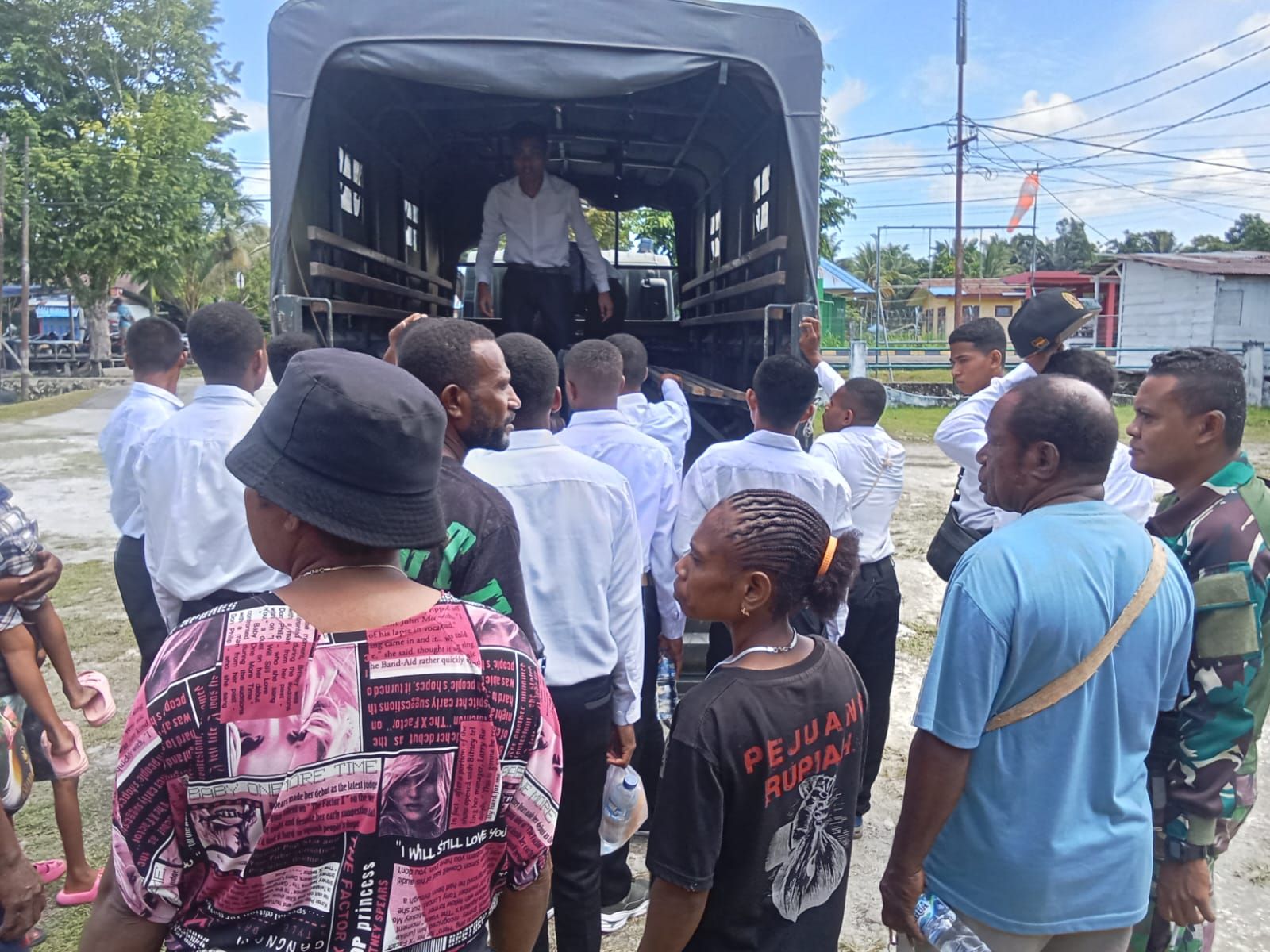 RRI.co.id - Koramil 1807-01/ Teminabuan Persiapkan Para Pemuda Ikut Seleksi