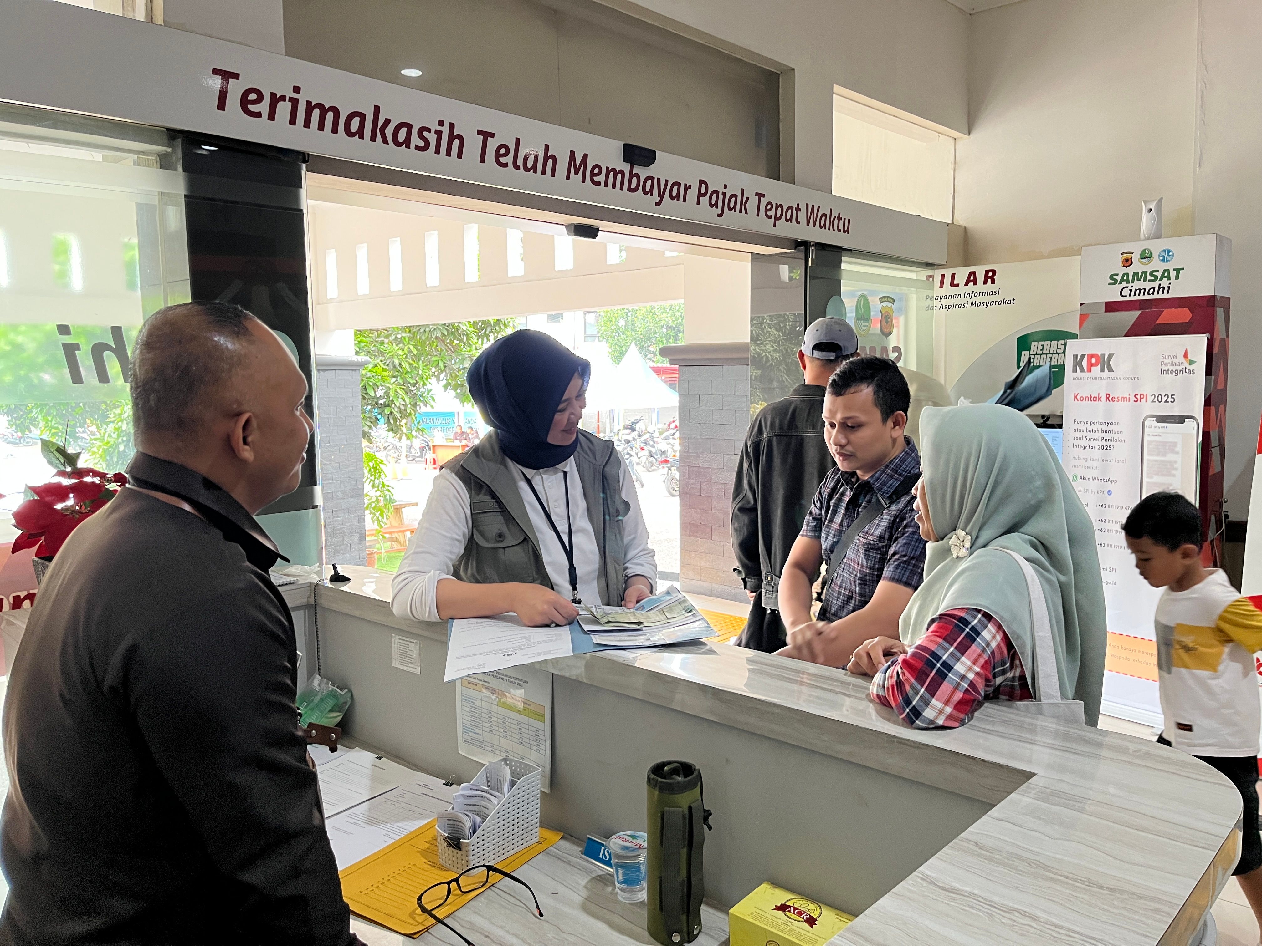 RRI.co.id - Samsat Cimahi Fokus Kepatuhan Pajak Setelah Pemutihan Berakhir