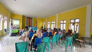 Tim Pelaksana PMT Diberi Pelatihan untuk Cegah Stunting