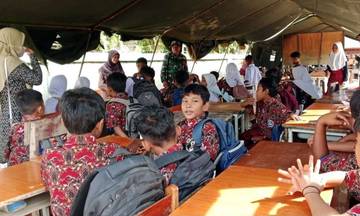 TNI Motivasi Siswa Sekolah Subulussalam di tegah Keterbatasan 