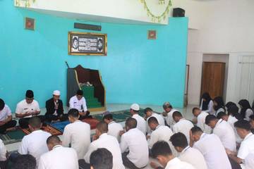 ​Kakanwil Ditjenpas Maluku Hadiri Doa Bersama Akhir Tahun 