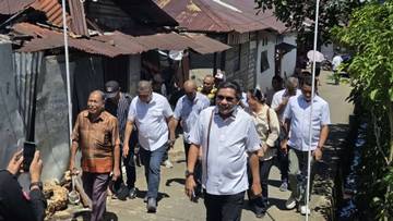 ‎Wali Kota Ambon Pastikan Korban Kebakaran Bentas Terlayani