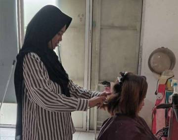 Konsisten, Kunci Tetap Bertahan Hadapi Persaingan 