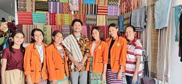 Rumah Tenun di TTU Ruang Lestarikan Budaya