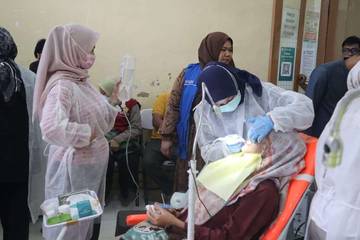 USK Beri Pelayanan Kesehatan Gigi Bagi Korban Bencana 
