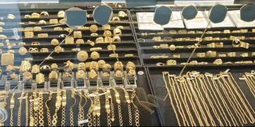 Meski Turun Rp100 Ribu, Emas Masih Diburu Masyarakat