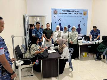 Lanud SIM Periksa Kesehatan Relawan SPPG