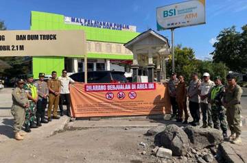 Satpol PP dan WH Aceh Besar Imbau Pedagang