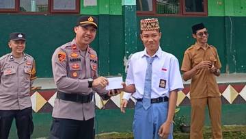 Kapolsek Pugung Sosialisasi Bahaya Bullying dan Judi Online