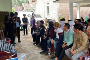 Mahasiswa KKN Angkat Pertanian Konvensional Desa Tanjung