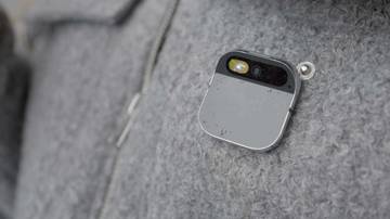 Apple Dikabarkan sedang Mengembangkan AI Pin Baru