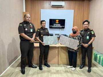 Kejari Tabalong Sita Uang Dugaan Korupsi Bank BUMN