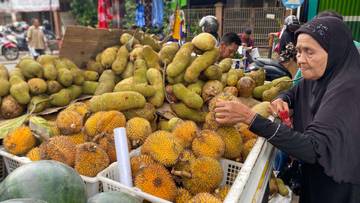 Pampakin Banjiri Pasar, Pedagang Raup Untung Musiman
