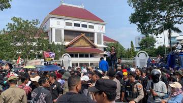 Warga Sengkuang Desak DPRD Batam Selesaikan Krisis Air