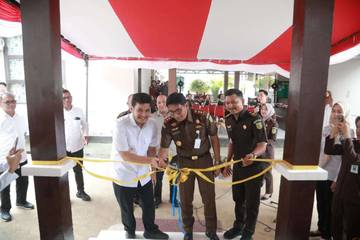 Peresmian Gedung Datun Kejari Buton Menguatkan Layanan Hukum