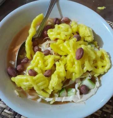 Asinan Sayur Segar Asam Manis Pedas