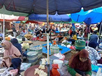 Masyarakat Diminta Belanja di Dalam Pasar