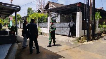 Geledah Rumah Mantan Kadis, Jaksa Sita Sejumlah Dokumen