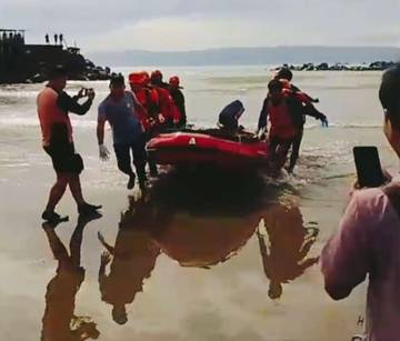 Staf Desa Cilebut Timur yang Hanyut di Pantai Sukabumi Dikebumikan