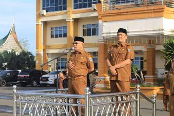 Apel Gabungan Pasca Lebaran, Pemkab Pasbar Tekankan Kolaborasi Kinerja