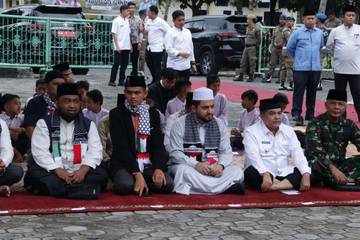 Bupati Agam Ajak Masyarakat Jadikan Rasulullah Sebagai Teladan 