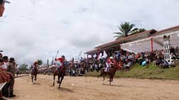 Pacu Kuda di Bukittinggi: Tradisi, Budaya, dan Pariwisata