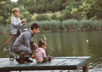 Liburan Seru dengan Memancing Bersama Keluarga