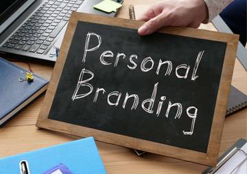 Menulis untuk Personal Branding di Dunia Digital