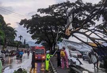 Tips Siaga Cegah Dampak Buruk Angin Puting Beliung