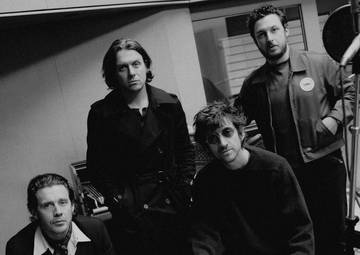 Matt Helders: Arctic Monkeys Ingin Bantu Misi Kemanusiaan