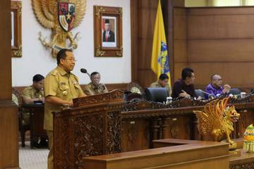 Rapat Perdana DPRD Bali Bahas RAPBD Semesta Berencana TA 2025