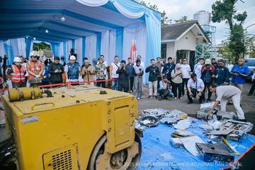 Perangkat Ilegal Ancam Komunikasi Penerbangan dan Peringatan Dini