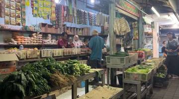 Harga Bahan Pokok di Pasar Kerobokan Masih Fluktuatif