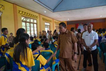 Kunjungi SMK Isidorus, Gubernur Dorong Siswa Jadi Wirausaha