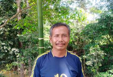 Warga Perbatasan Nikmati Akhir Pekan di Riam Begiham