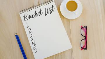 Yuk, Siapkan Target Bucket List Tahun Baru