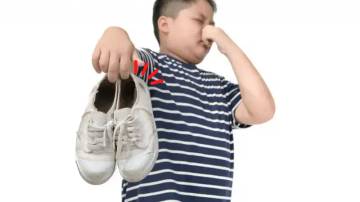 Cara Merawat Sepatu Agar Tetap Segar Tidak Bau