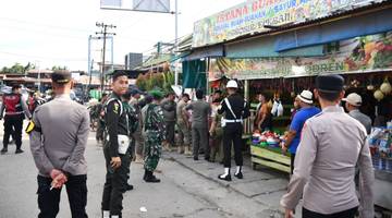 Tim Gabungan Tertibkan Penjualan Petasan di Gunungsitoli