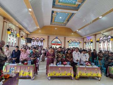 Nias Utara Rayakan Natal Guru di Tugala Oyo