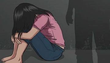 Diduga Mabuk dan Lecehkan Wanita, Seorang Pria Nekat Loncat Dari Mobil Jaklingko