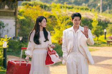 Netfilx Rilis Series Terbaru, Reuni Suzy dan Woobin