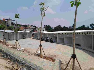 Pedagang Eks Barito Kunjungi Sentra Fauna Lenteng Agung