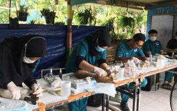 Sudin KPKP Kepulauan Seribu Vaksinasi Ratusan HPR