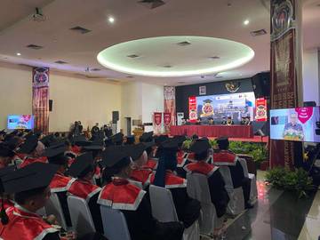 IBS Gelar Wisuda ke-18, Cetak Talenta Keuangan Unggul 