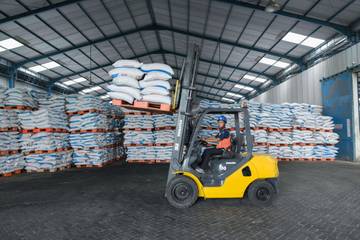 Subsidi Dirombak, Titik Balik Efisiensi Industri Pupuk Nasional