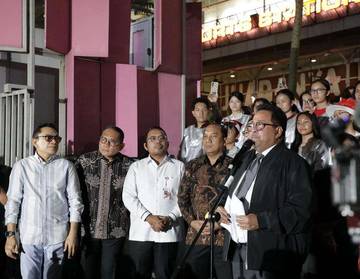 Rano Karno Tutup Rangkaian Christmas Carol Colossal 2025