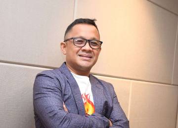 Asnil Bambani Konsisten Lawan Hoaks Lewat Jurnalisme