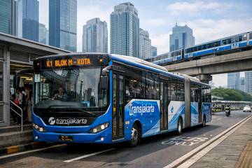 TransJakarta Mengubah Cara Kota Bergerak